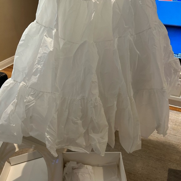 Wedding Gown - Picture 3 of 4